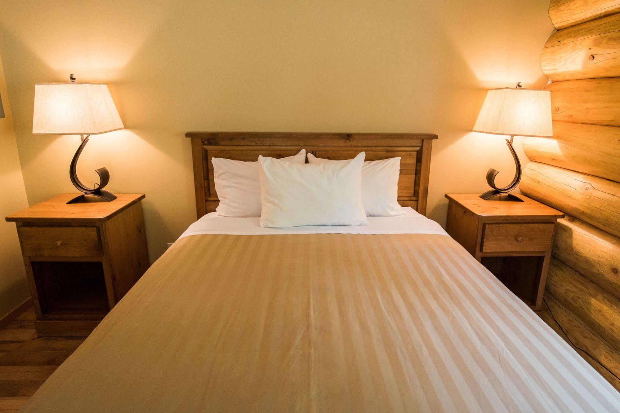 Alpine Meadows Resort Клируотер Экстерьер фото